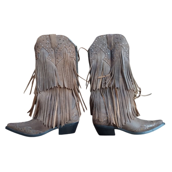 Laredo Fringed Leather Snip Toe Boot - Picture 2 of 11